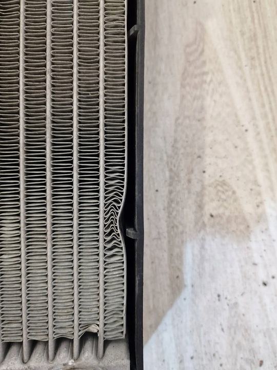 фото №8, Bmw оригинальный номер 17117806190 радиаторов воды