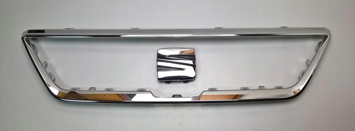 фото №1, Seat ibiza 6f 5 v fr 2017- значок + рамка хром решётка решётка оригинальный номер