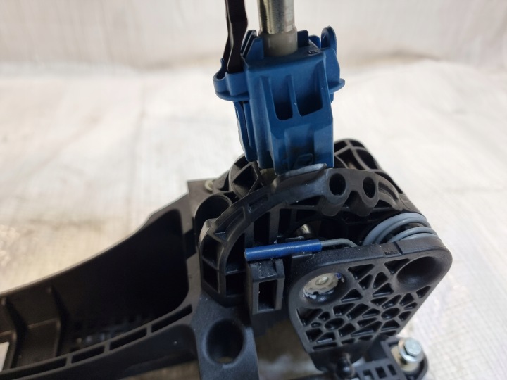 фото №11, Opel astra k v 1.6 cdti домкрат изменения селектор передач 55491492