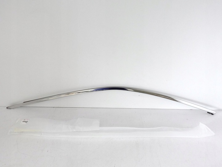 фото №1, Lexus lbx 23- верхня планка оздоблювальна na двері ліва перед хром