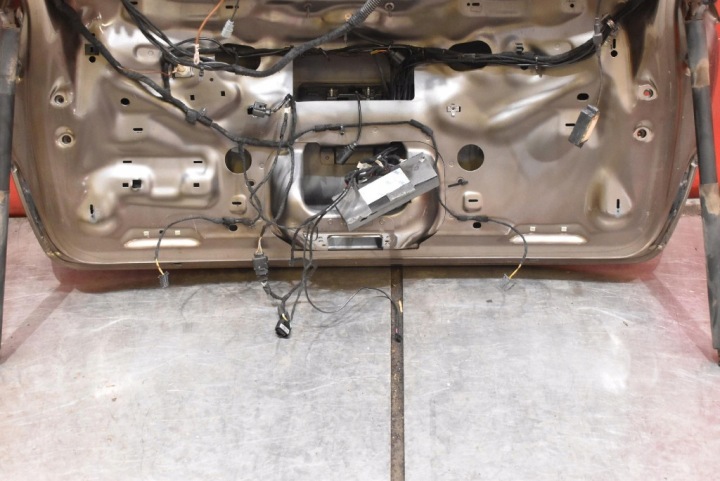 фото №12, Кришка багажника зад задня lm8u porsche cayenne 2 ii 92a 7p5 10-14