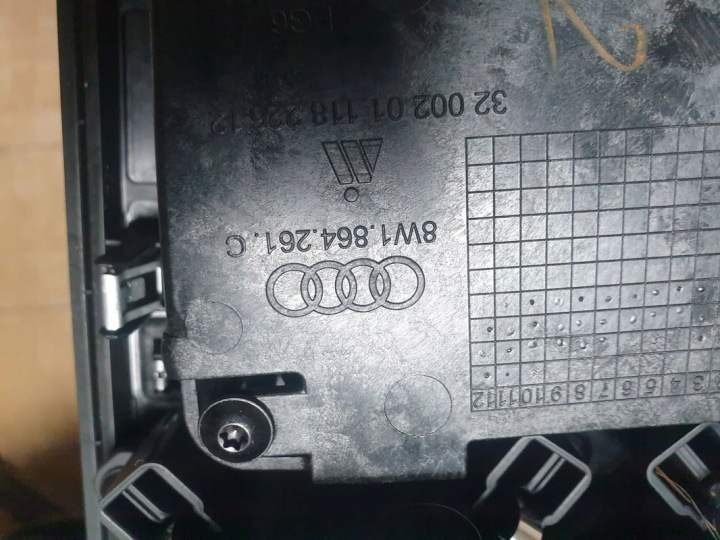 фото №7, Audi a4 b9 4x4 usa панель тунелю середнього рамка 8w1864261c