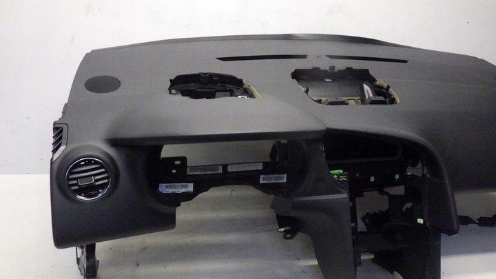 фото №11, Панель капот подушка безопасности водителя пассажира ремни демонтаж проекционный дисплей peugeot 3008 i