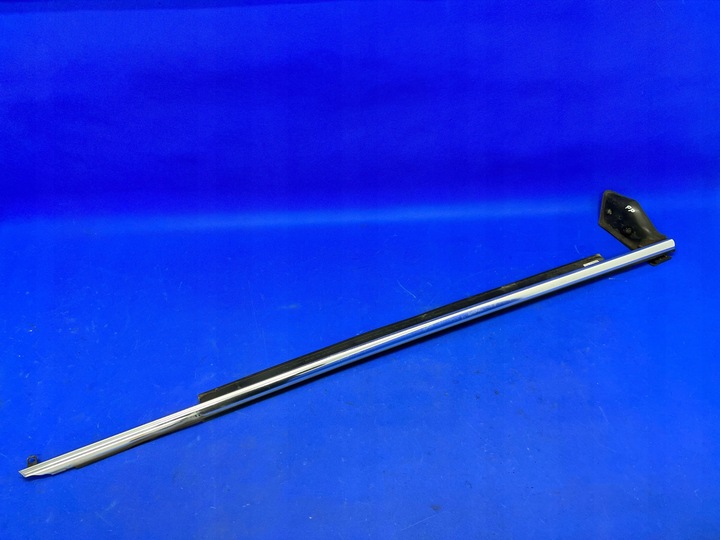 фото №1, Audi a8 d4 планка хром дверь p перед 4h0853284a