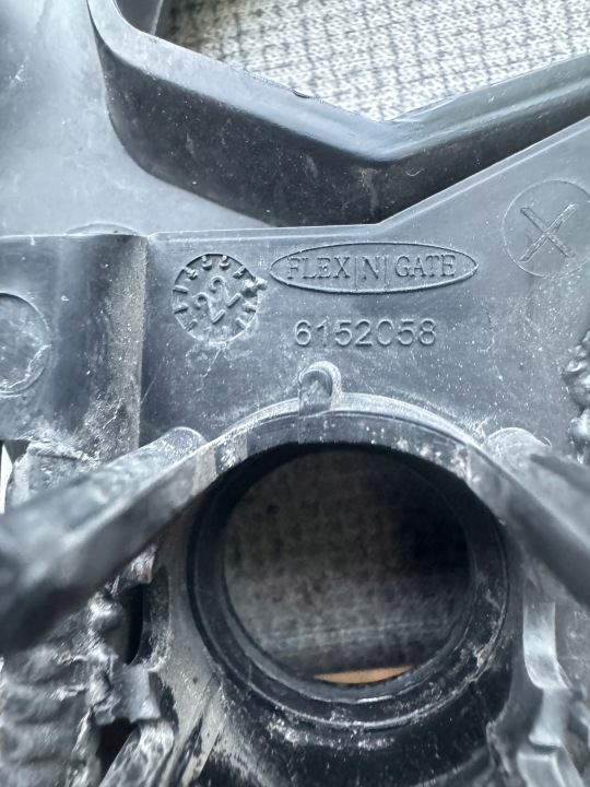 фото №7, Peugeot 308 iii 21- решітка бампера ліві перед 983788718
