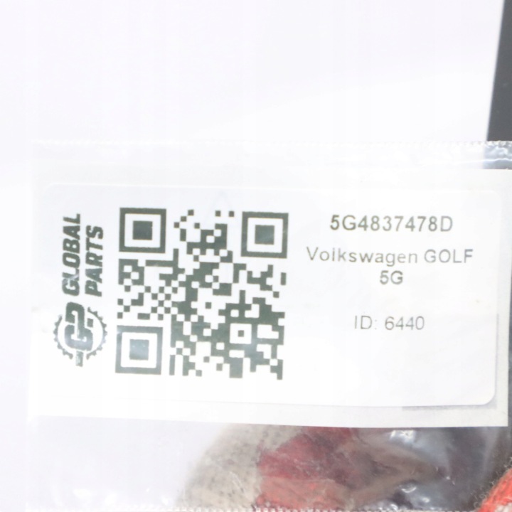 фото №13, Volkswagen golf 5g молдинг наружная стёкла дверь правая перед 5g4837478d