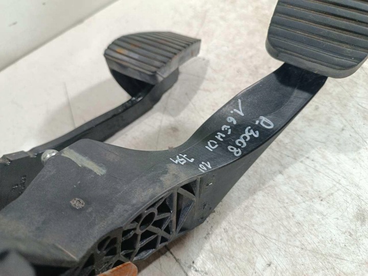 фото №7, Педаль тормоза сцепления peugeot 3008 1.6 e-hdi