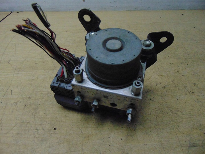 фото №5, Насос abs блок керування toyota land cruiser j7 2015рік