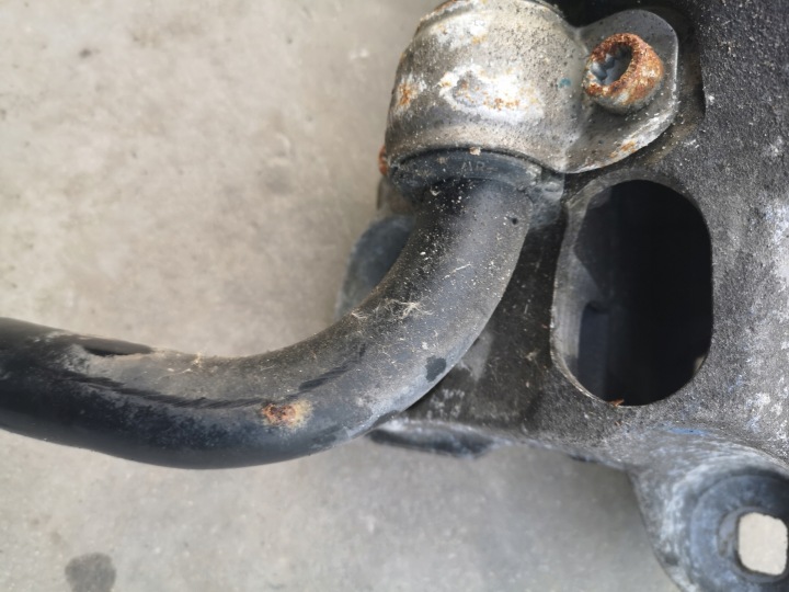 фото №5, Балка кронштейн двигуна audi a8 d3 4.2 fsi 4e0199205n