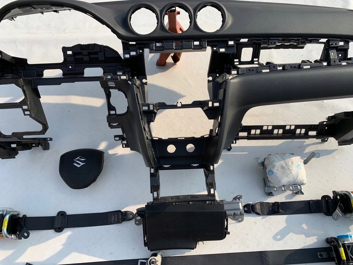 фото №6, Suzuki vitara панель капот консоль подушки ремни