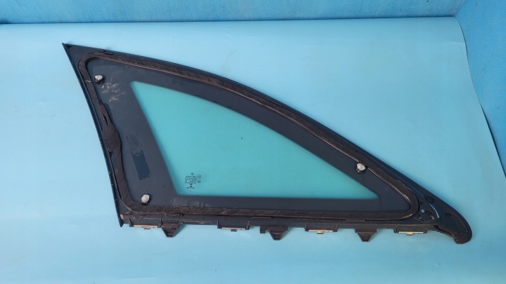 фото №14, Mercedes w205 c200 стекло боковая правое зад a2056701012 универсал 2014r