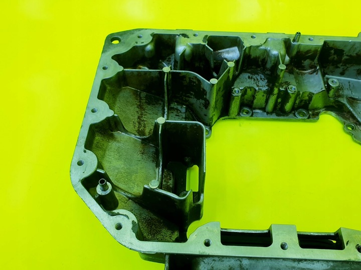 фото №7, Поддон масляная масла верхняя картер a6 c5 a4 b6 a8 d3 3.0 asn 06c103603g