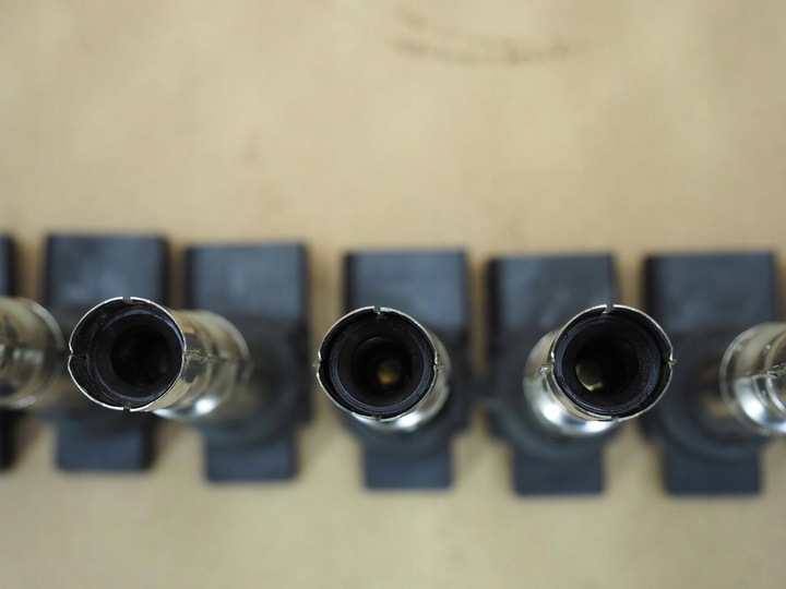 фото №8, Audi a8 d3 w12 6.0 катушка зажигания 07c905715a