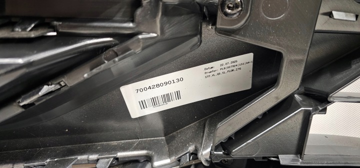 фото №9, Бампер передній перед обшивка audi q3 83a s-line 18-25 lz7g решітка ґрати