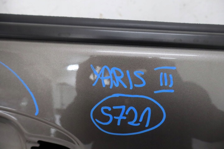 фото №7, Дверь правая перед передние правое toyota yaris iii 3