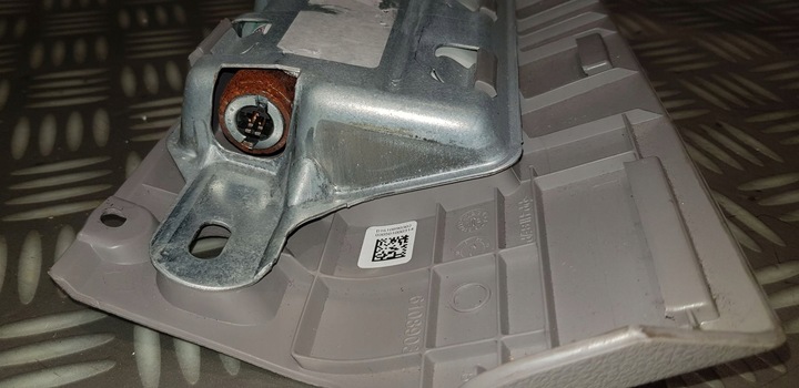 фото №13, Bmw f06 f10 f12 f13 подушка подушка безпеки ліва na коліна колінна ece usa 9181130