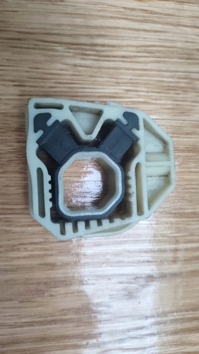 фото №5, Подушка радиатор seat audi skoda 1z0121367b 2szt