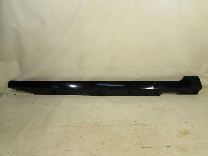 фото №1, Vw passat b8 накладка пороговая левая 3g0853857f