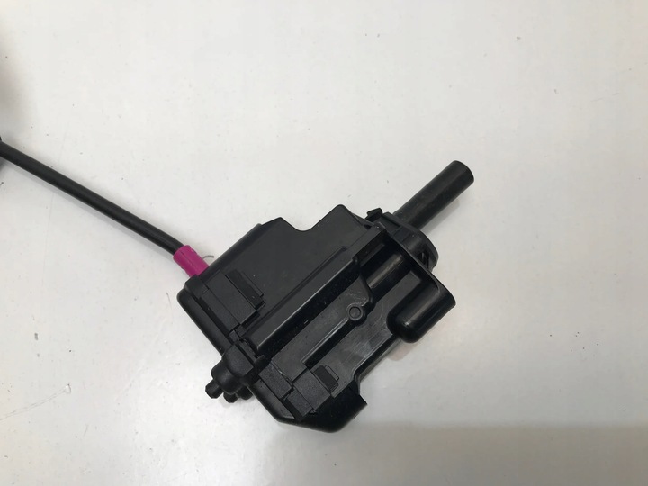 фото №2, Ford kuga mk3 2021 захист край двері лівий зад