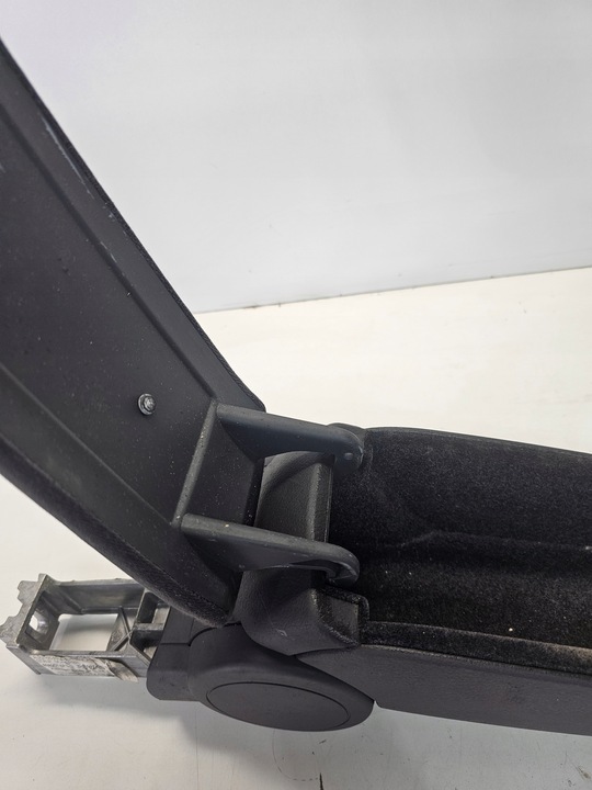 фото №10, Підлокітник перед audi a6 c5 4b0864207c матеріал