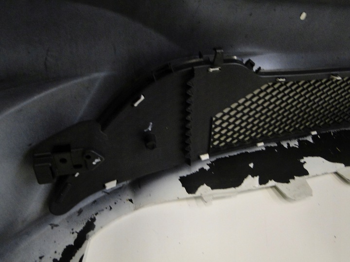 фото №9, Mercedes cla 117 w117 решітка середня w бампер переднє bez датчиків pts