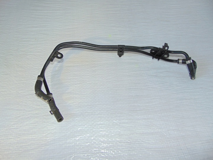 фото №1, Vw passat b8 труба воды 04l121444e