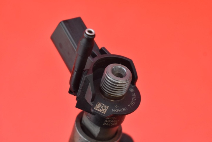 фото №11, Форсунка форсунка 7792721 bmw e60 e61 3.0 d 03-07