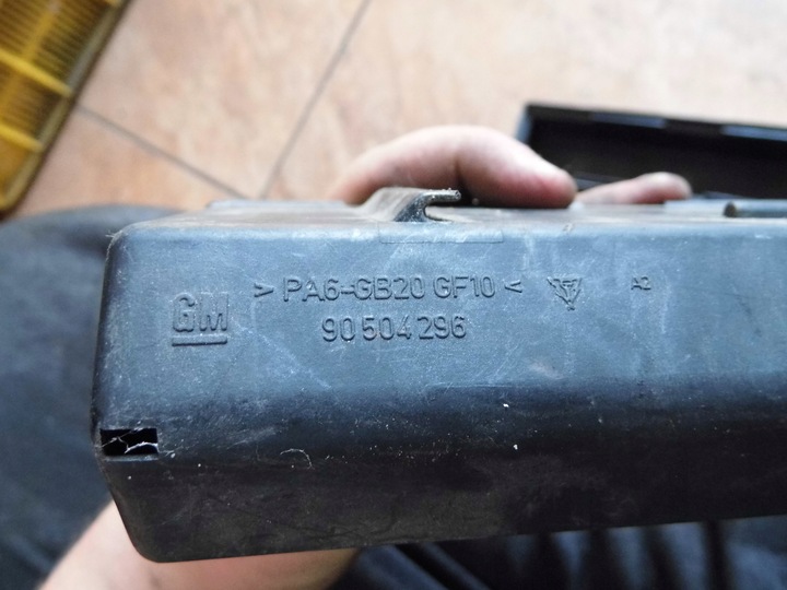 фото №5, Vectra b 2.0b 00' коробка предохранителей 90504296