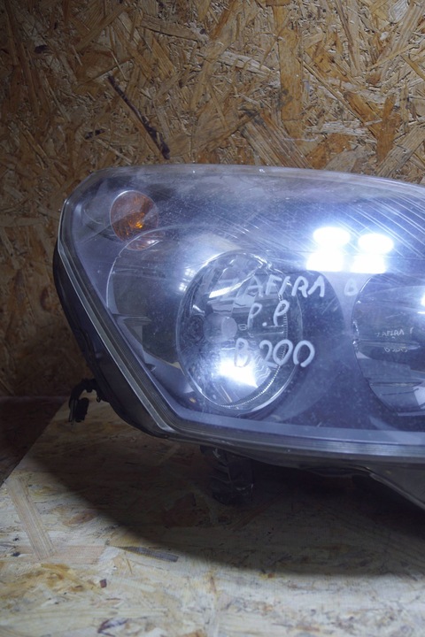 фото №7, Opel zafira b лампа праві перед b200