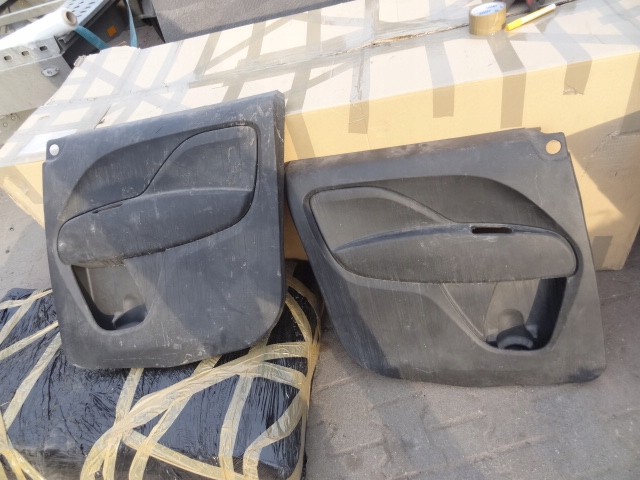 фото №1, Обивка дверь сдвижных левая правая doblo ii