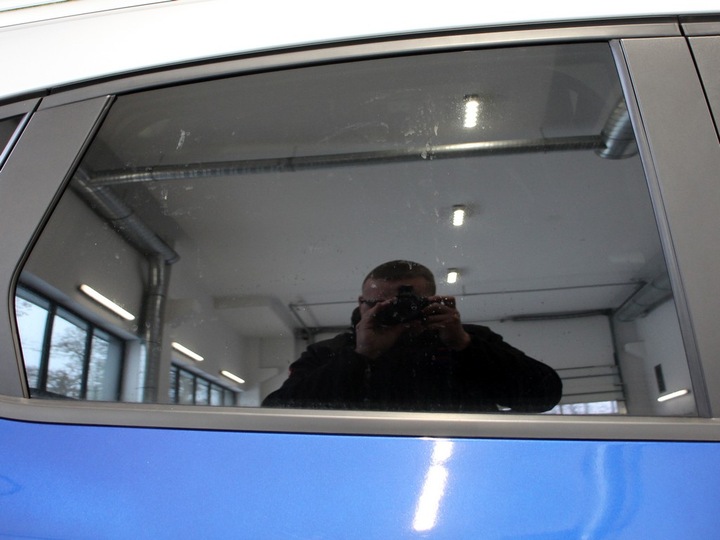 фото №1, Скло двері права задня renault captur ii 19- r.