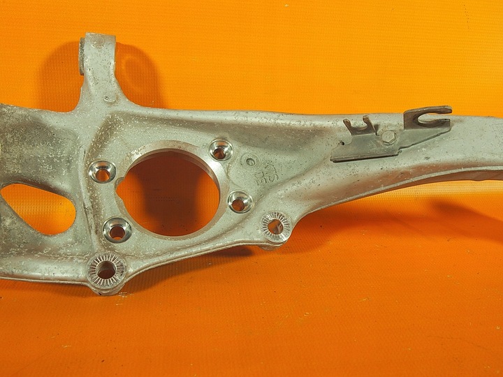 фото №12, Audi a5 8t поворотна опора перед права 4g0407242d 14km