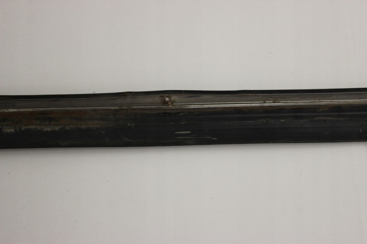 фото №8, Планка дверь левый перед резиновая накладка хром mercedes w123