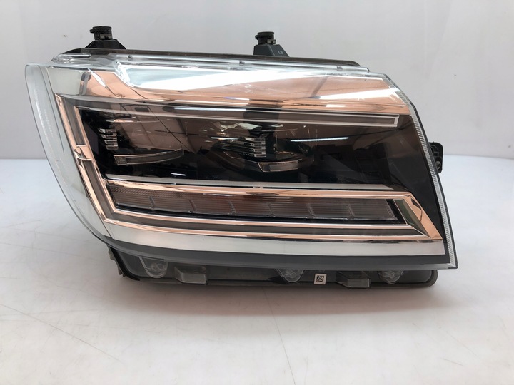 фото №1, Фара vw crafter ii man tge праві 2017-2024 7c1941036c комплектний