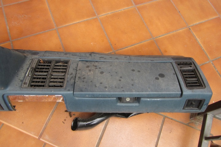 фото №4, Vw scirocco mk2 82 панель роздавальна капот pulpit