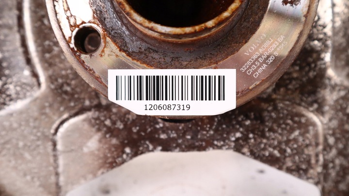 фото №13, Volvo xc60 ii ступица поворотный кулак левая зад 32217286, 31658319