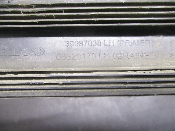 фото №9, Молдинг двери левые зад 39987038 volvo v50 i 07-12r.