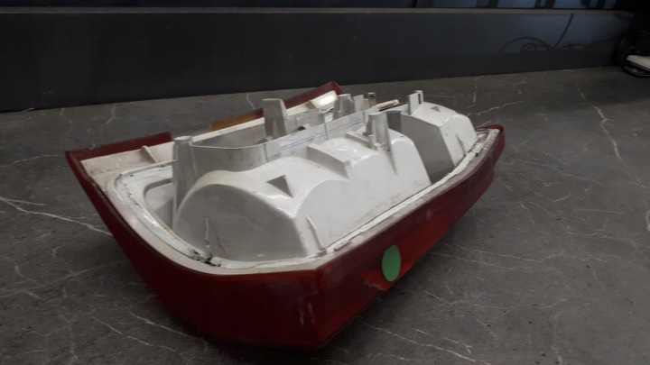 фото №12, Лампа праві зад opel omega a combi