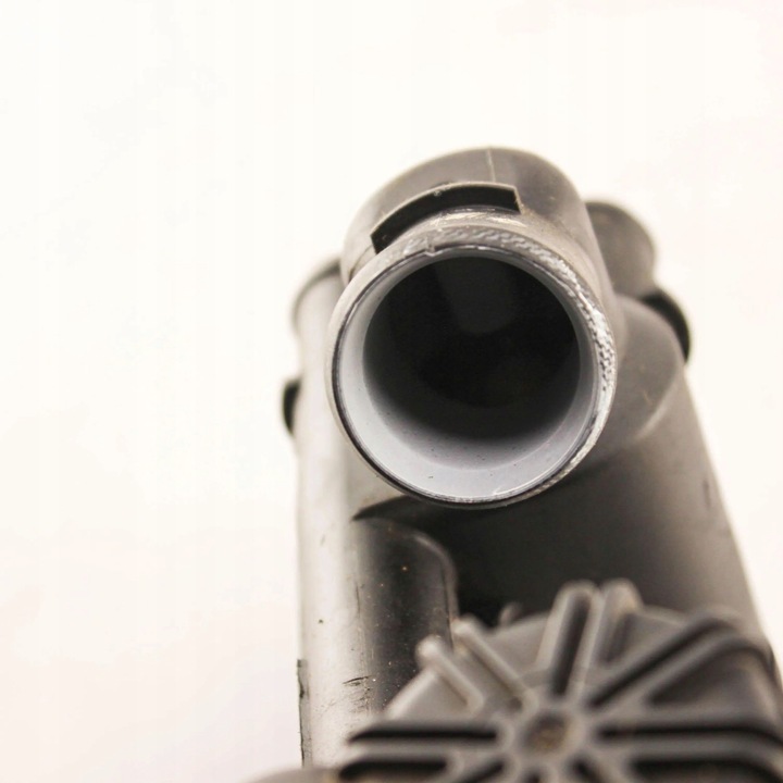 фото №7, Audi a4 s4 b8 8k 2014 корпус термостата