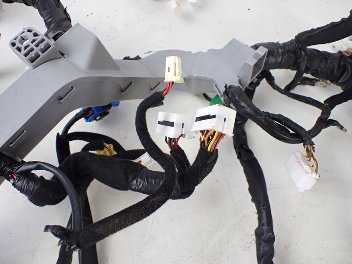 фото №8, Установка жгут консоли 1.7 crdi kia optima iv