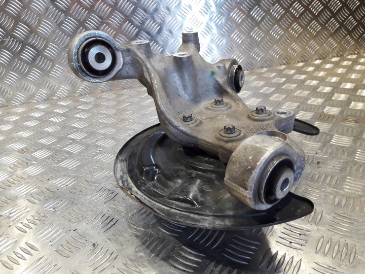 фото №13, Mercedes cla w117 поворотный кулак ступица зад 2460306