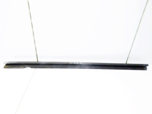 фото №1, Scenic iii планка скла внутрішня перед права