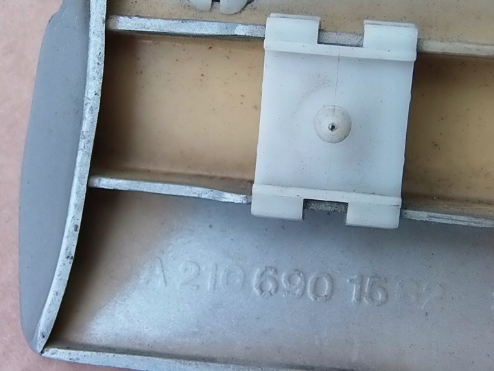 фото №8, Планка крила лівий перед mercedes w210 2.0 benz a2106901562