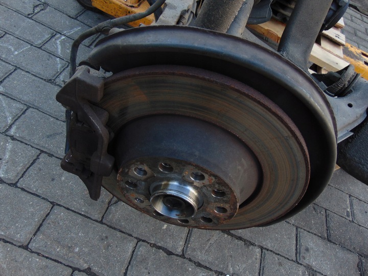 фото №12, Балка вісь підвішування міст зад задній audi a6 c6 3.0tdi механічна коробка передач quattro універсал