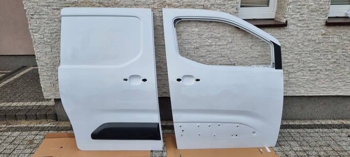 фото №1, Toyota proace city berlingo iv combo код 249 дверь передние правые сдвижные