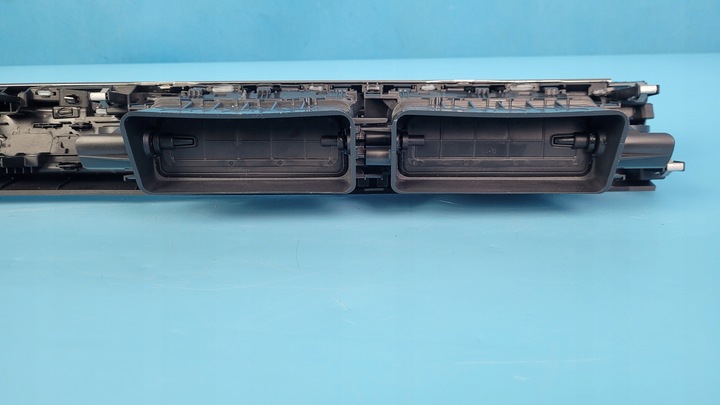 фото №9, Peugeot 308 iii p5 21r панель середній ґрати повітропровід 9836041180 9837700380