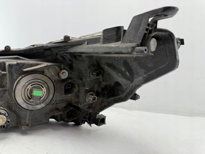 фото №15, Toyota hilux viii 2023 правая сторона лампа передняя