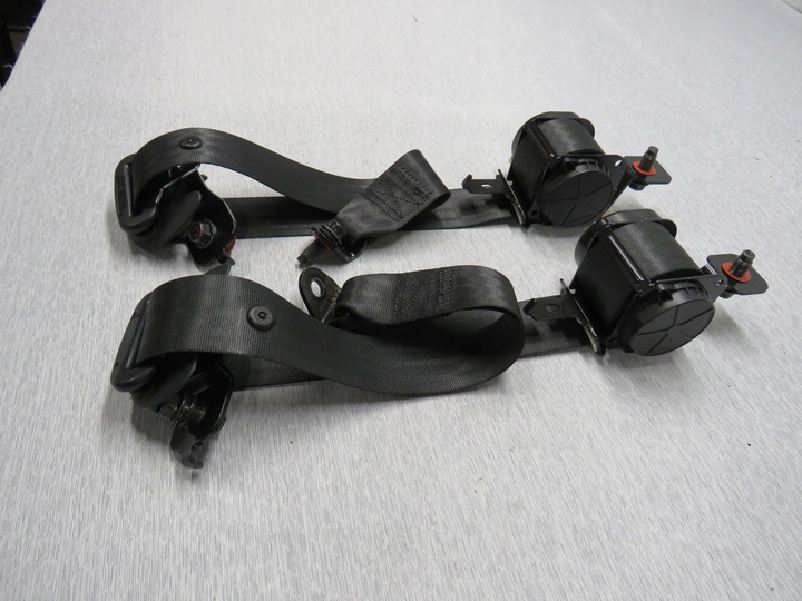 фото №3, Hyundai ix35 pas безпеки задній зад