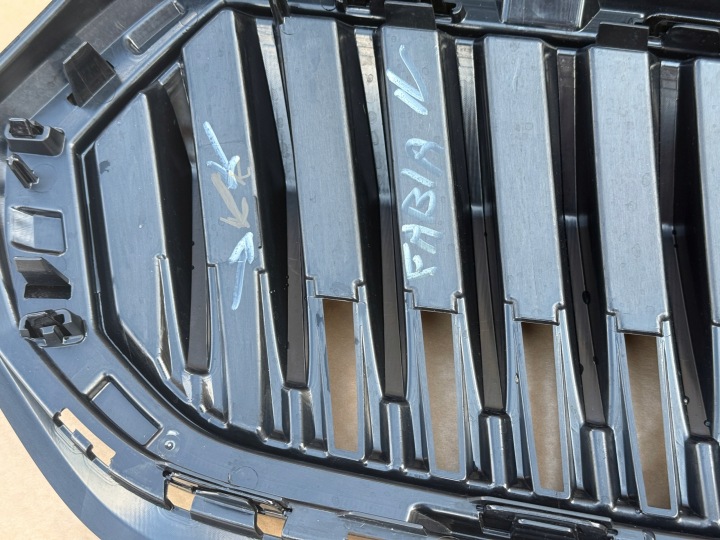 фото №12, Skoda fabia iv 2021-2025 решітка решітка радіатора оригінал 6v0853653