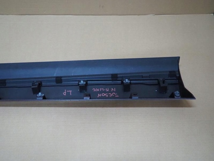 фото №9, Планка боковая нижняя декоративная дверь левый перед hyundai tucson iv n-line